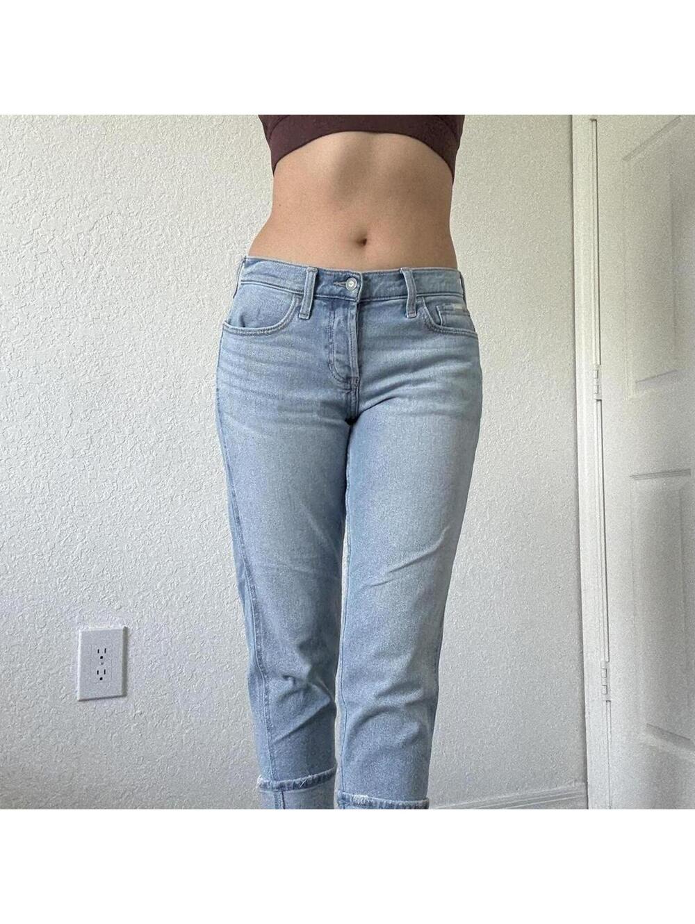 Hollister Low-Rise Crop Boyfriend Jeans